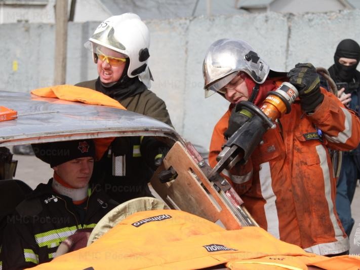 Спасатели из Клина одержали победу в соревнованиях по аварийно-спасательным работам Без рубрики 
